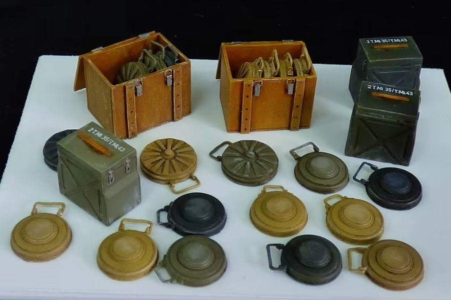 WWII German S-Mine & Teller Mine Set 1/35 Resin Diorama Accessory Kit - resin model view 3