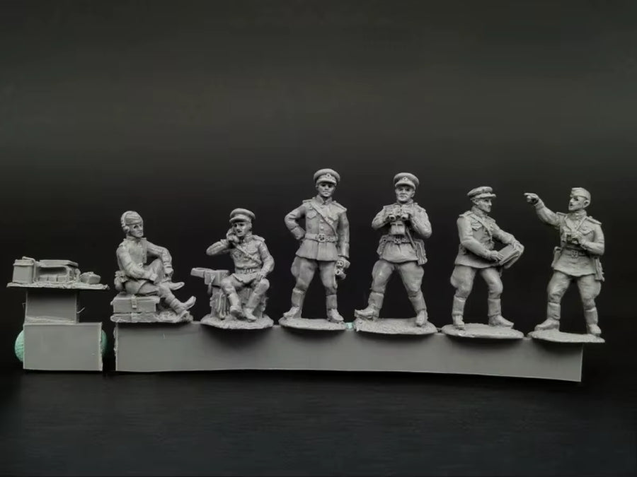 WWII Soviet Army Command Squad 1/72 Resin Figure Set - resin model view 4