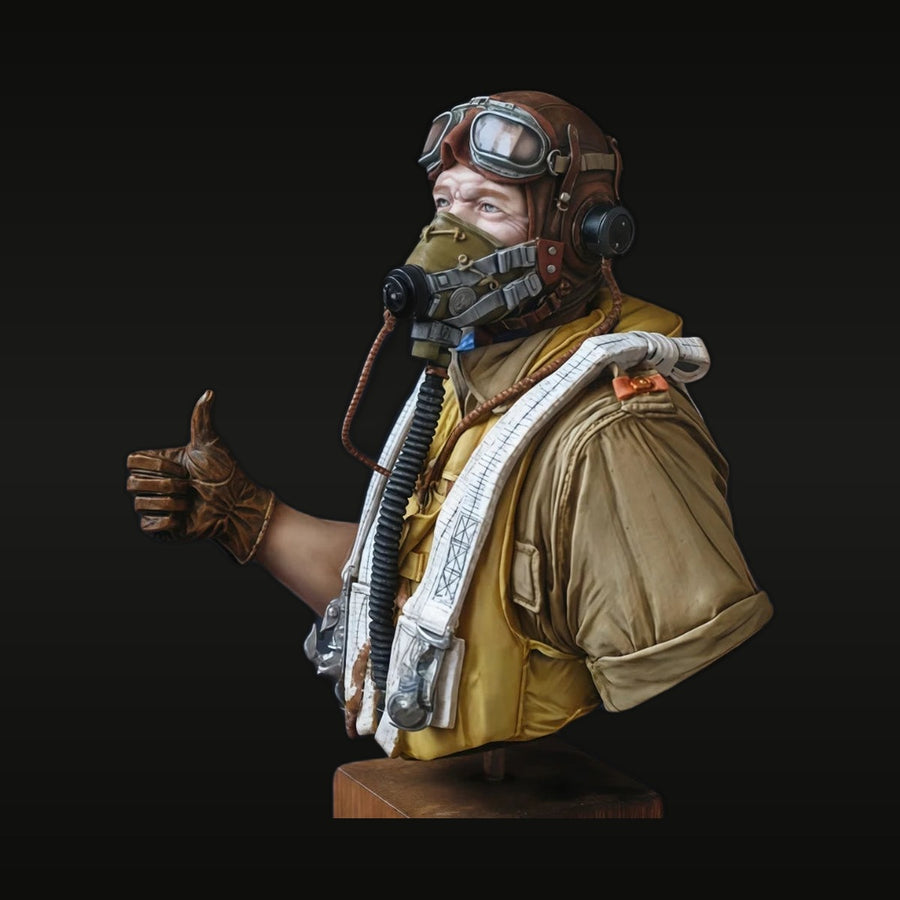 WWII RAF Pilot North Africa 1/10 Resin Bust Kit - unpainted resin model kit