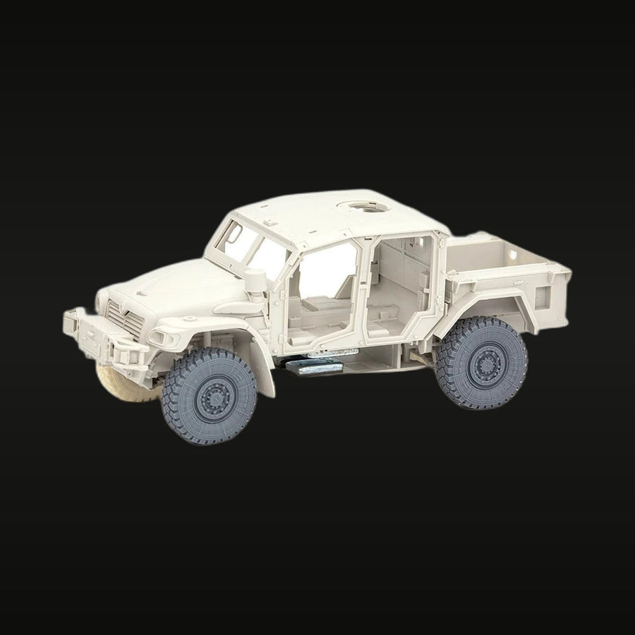 Modern Military 4x4 Light Tactical Vehicle JLTV-Style 1/35 Resin Kit - unpainted resin model kit