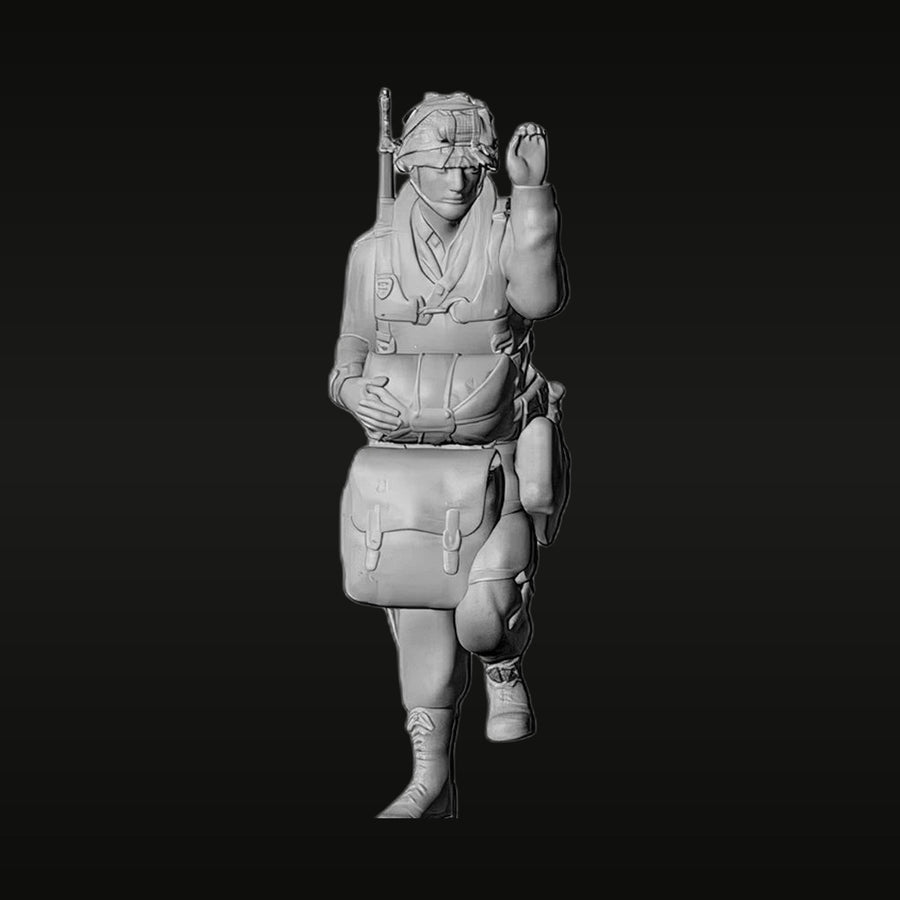 WWII US Airborne Paratrooper with M1 Garand 1/32 Resin Figure Kit - unpainted resin model kit