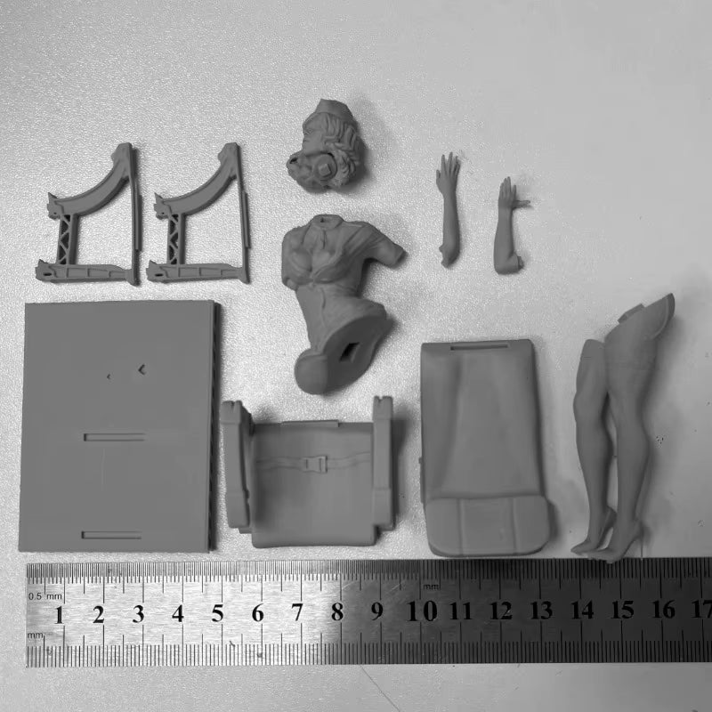 Female Soldier with Seat Base 1/16 Resin Figure Kit - resin model view 3