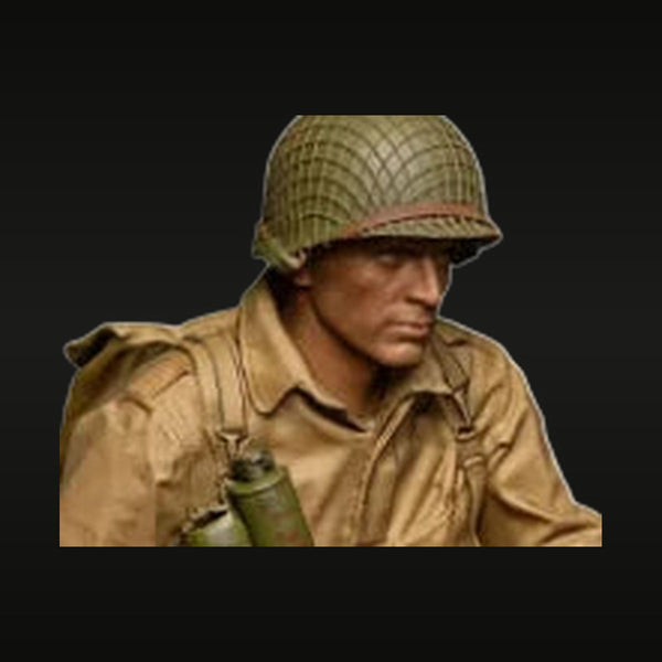 WWII American Soldier with Grenade 1/35 Resin Bust Kit