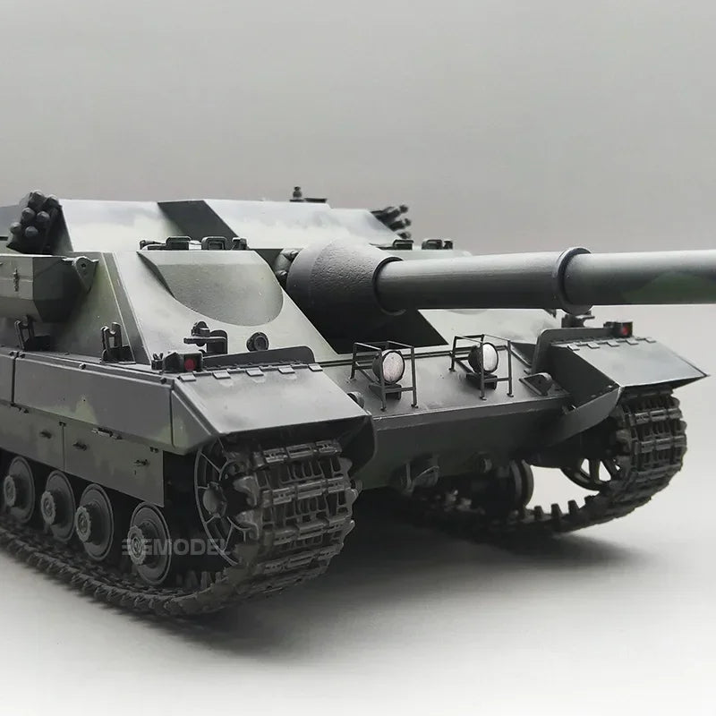 Amusing Hobby Plastic Scale Model Kit 1/35 35A034British Heavy Tank Destroyer FV 217 Badger, for Birthday Toys