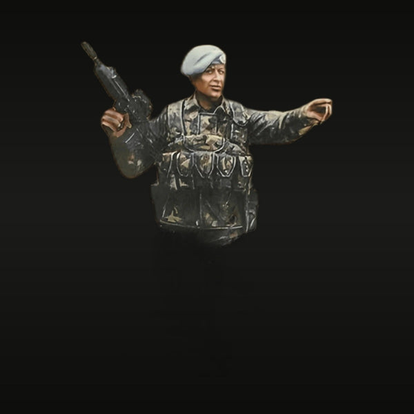 WWII German Paratrooper Officer with MP40 Giving Orders 1/35 Resin Figure Kit
