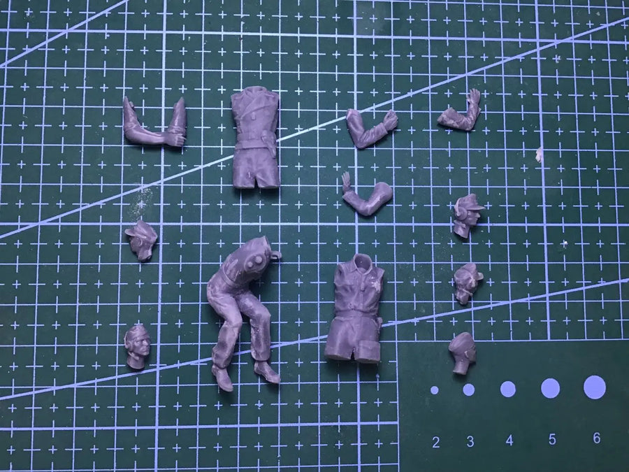 1/35 Resin Model Figure Gk，German Soldier , Unassembled and Unpainted Kit