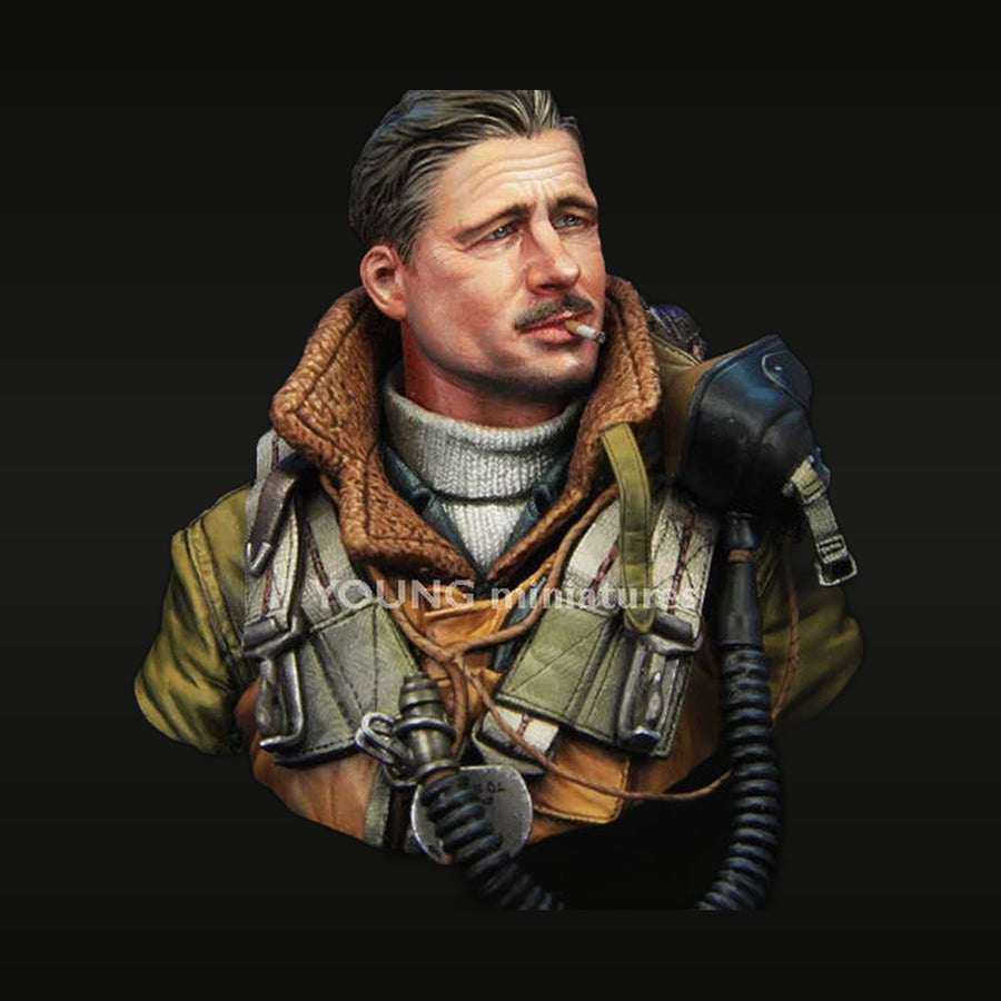 WWII RAF Bomber Pilot with Oxygen Mask 1/35 Resin Bust Kit - unpainted resin model kit
