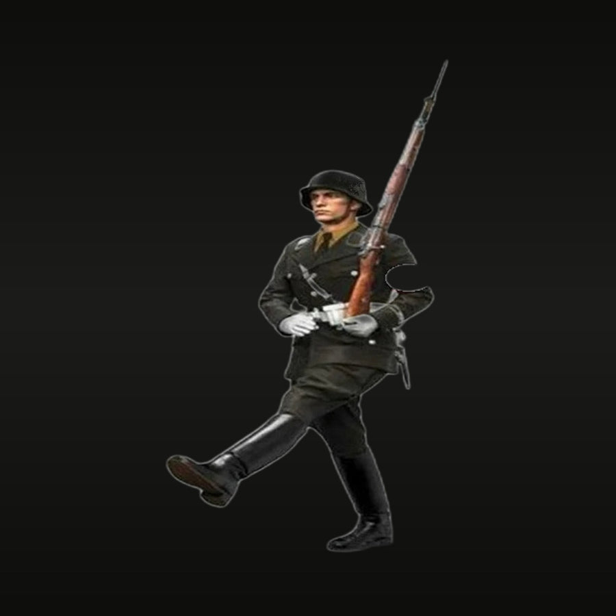 WWII Soviet Honor Guard Soldier Mosin-Nagant 1/35 Resin Figure Kit - unpainted resin model kit