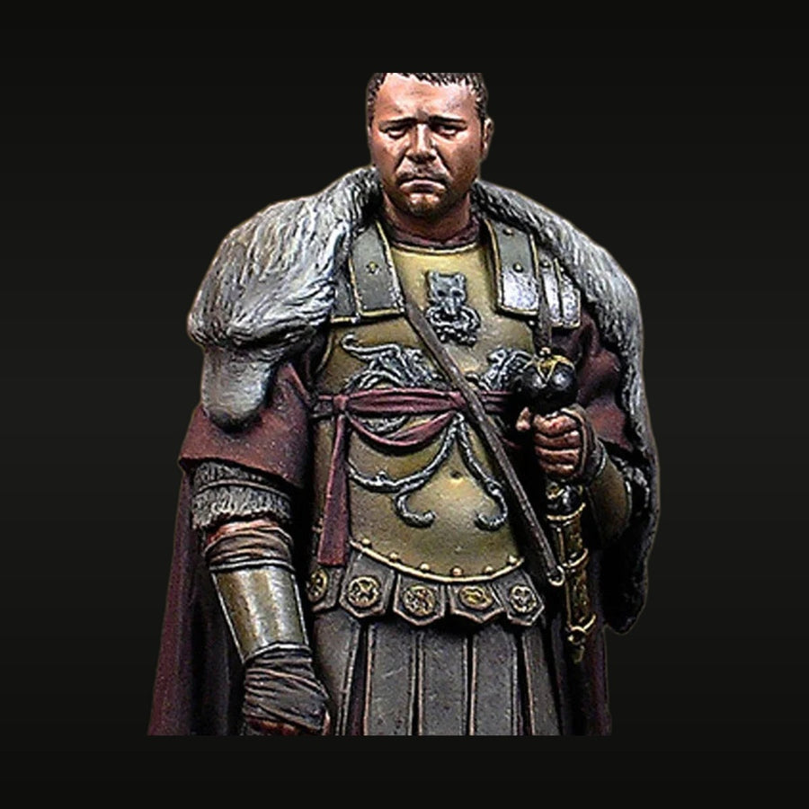Ancient Roman Centurion with Fur Cape 1/32 Resin Bust Kit - unpainted resin model kit