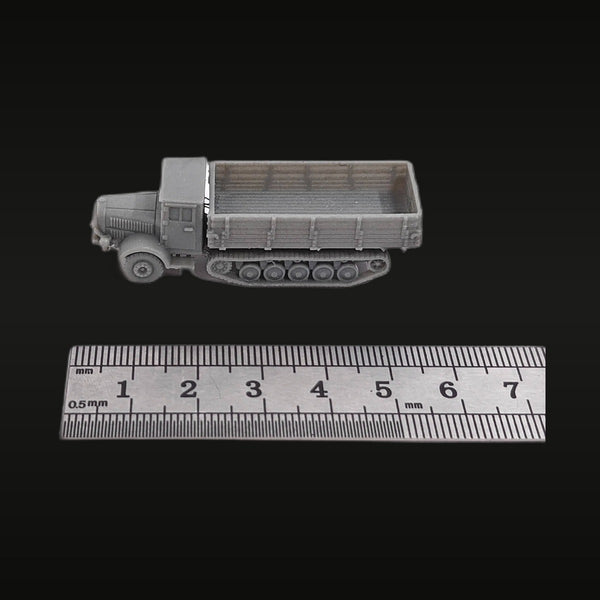 Soviet Komintern Halftrack Cargo Truck 1/144 Resin Vehicle Kit
