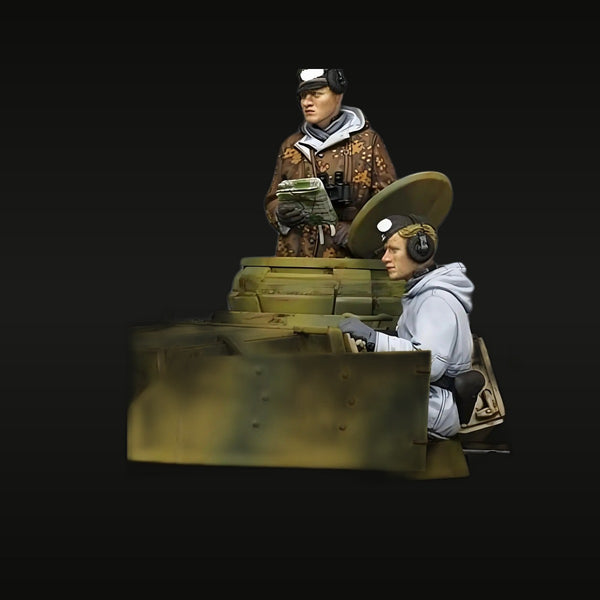 WWII German Panzer Crew Winter with Radio Operator 1/35 Resin Figure Set