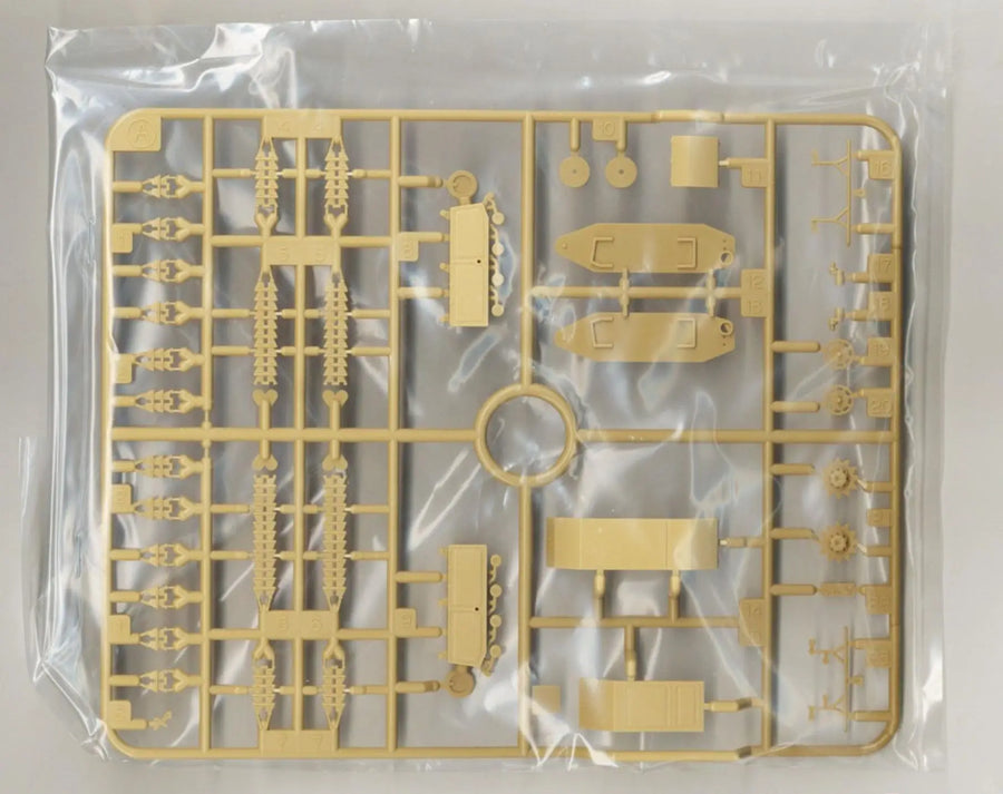 Tamiya 35357 1/35 German Assault Pioneer Team & Goliath Set Assembly Model Kit