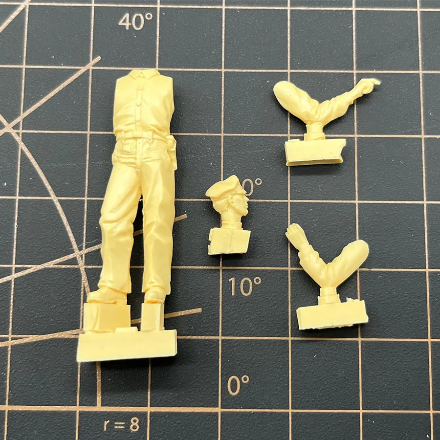 1/35 Resin Model Figure Kits GK , Military Theme，Unassembled and Unpainted Gk
