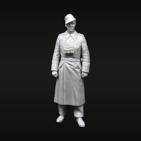 WWII Soviet Soldier in Overcoat with Peaked Cap 1/35 Resin Figure Kit