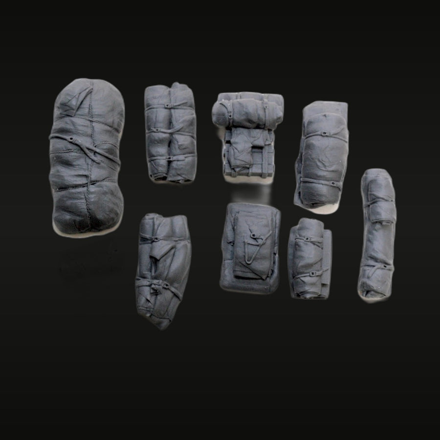 1/35 Military Field Packs & Bedrolls Terrain Accessory Set Resin Kit - unpainted resin model kit