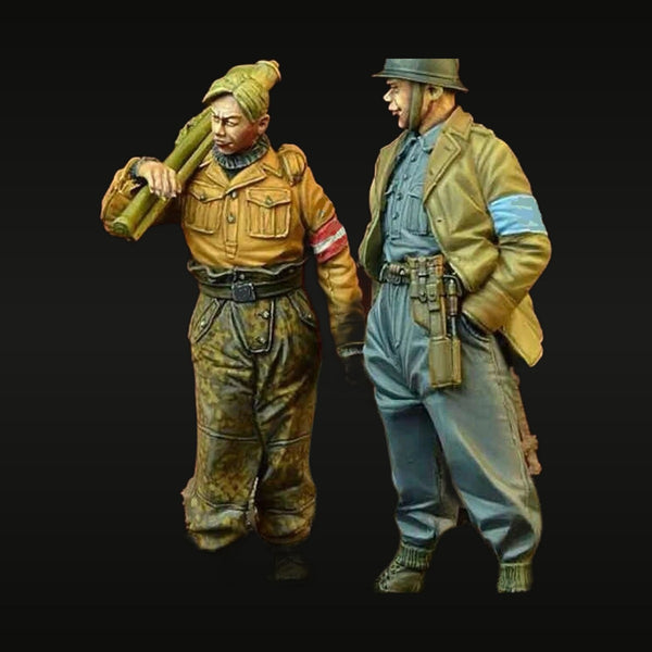 WWII British Tank Crew Conversation with Shell 1/35 Resin Figure Kit