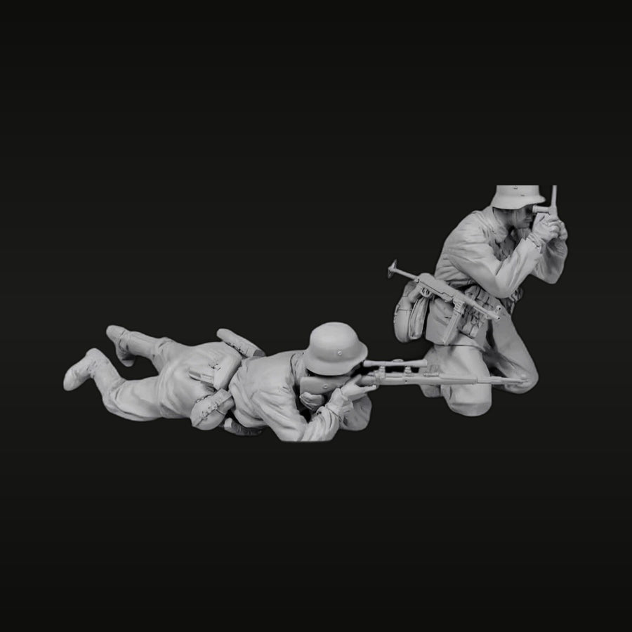WWII German Panzergrenadier Squad Leader with Sniper 1/35 Resin Figure Set - unpainted resin model kit