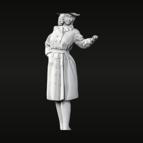 1940s-Style Female Detective with Hat 1/35 Resin Figure