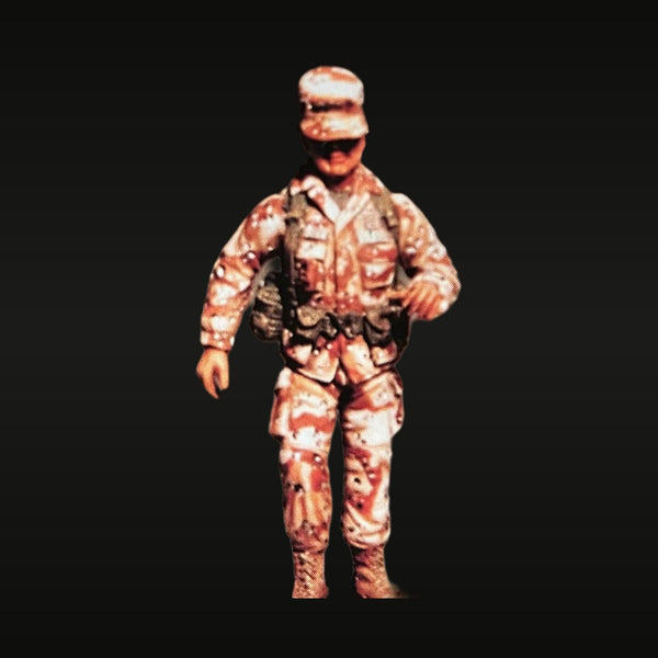 Modern US Soldier Digital Desert Camouflage M4 1/35 Resin Figure Kit