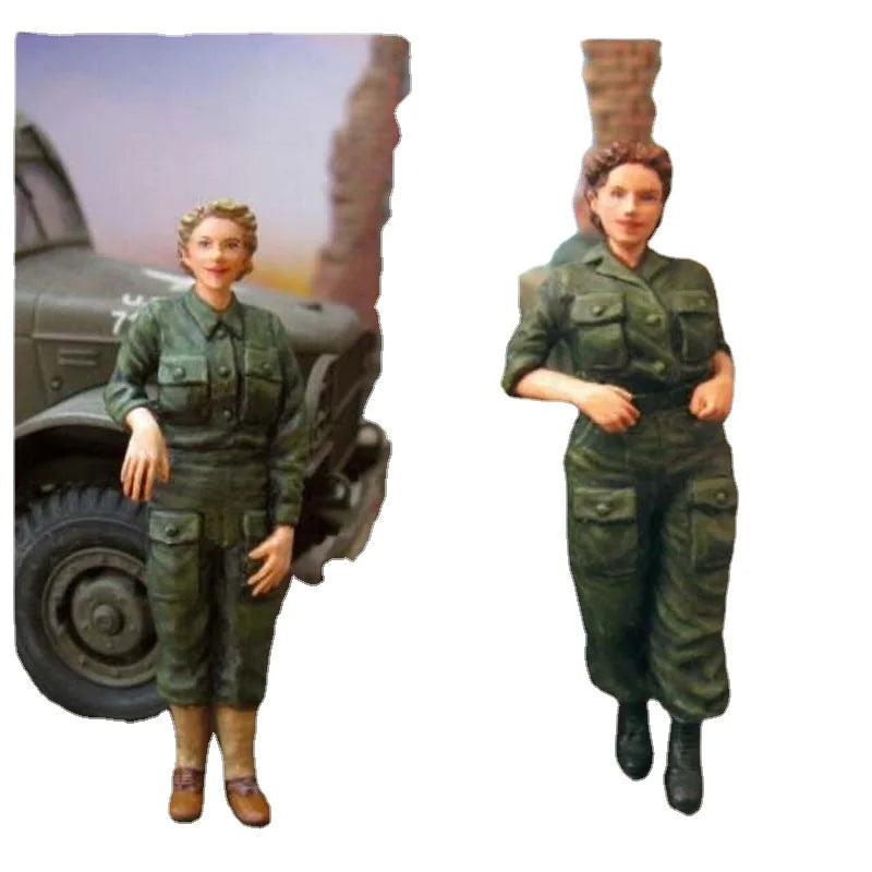 WWII US Army Female Soldiers Set 1/35 Scale Resin Figure Kit - resin model view 2