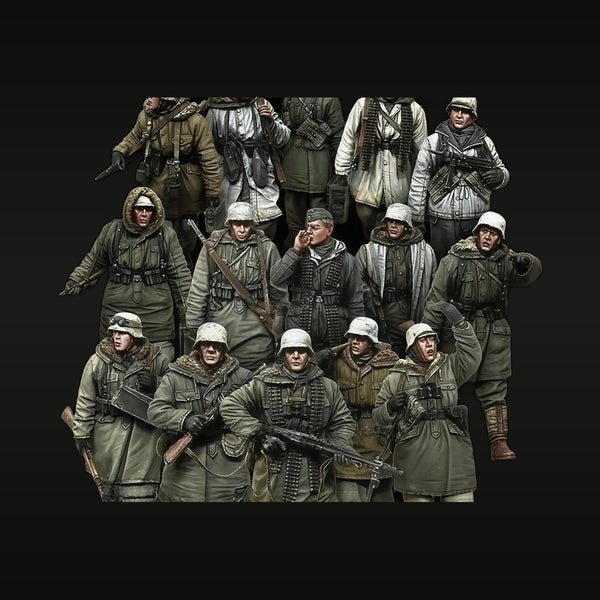 WWII German Winter Soldiers Snow Camouflage 15-Figure Set 1/35 Resin Kit