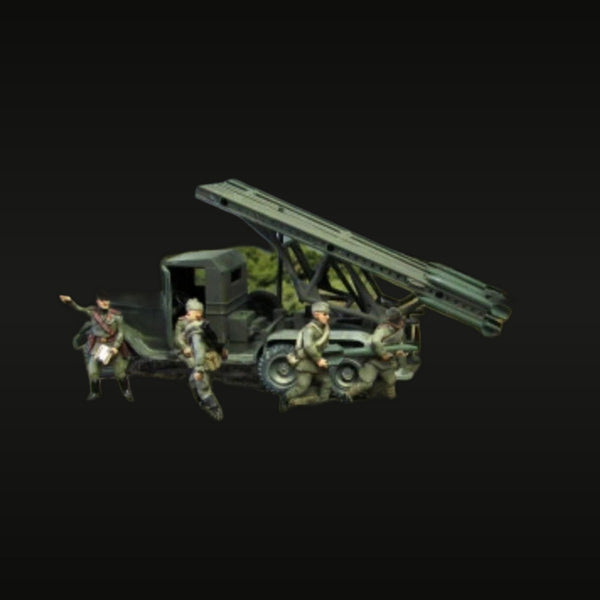 WWII Soviet Katyusha Rocket Launcher with 4-Figure Crew 1/72 Resin Kit