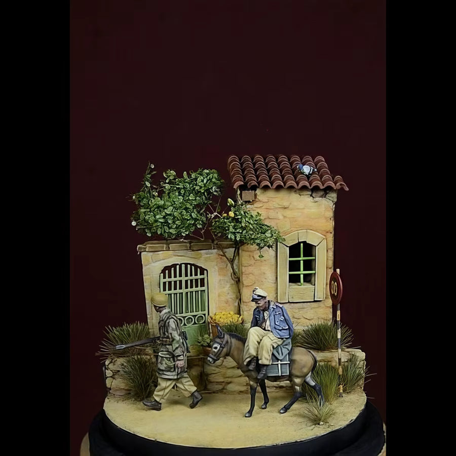 WWII German Africa Korps Diorama Set with Villa 1/72 Resin Kit - resin model view 4