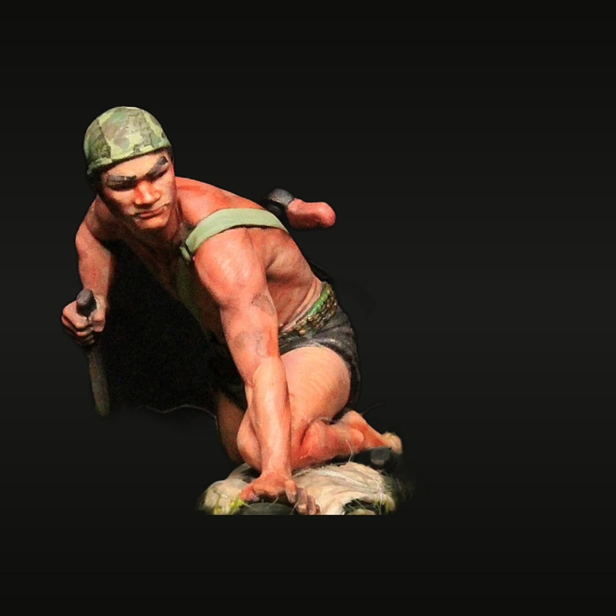 Primitive Tribal Warrior Single Figure 1/35 Resin Kit - unpainted resin model kit