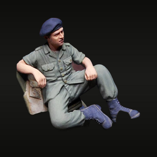 Cold War British Tank Commander Seated Rest 1/35 Resin Figure Kit
