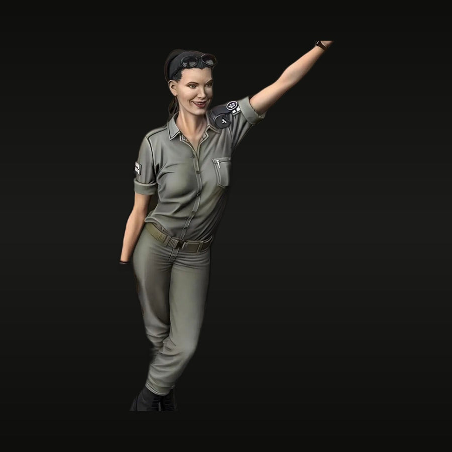 Military Female Pilot/Mechanic Pinup Resin Figure 1/35 - unpainted resin model kit
