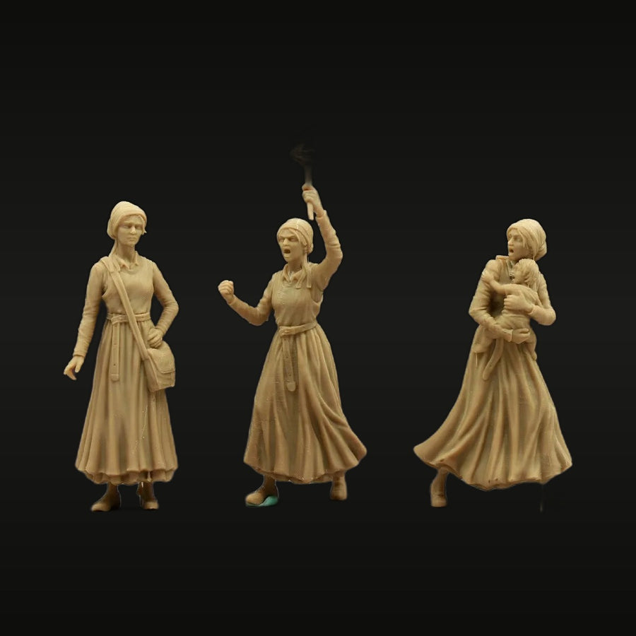 Victorian Era Women with Child Set 1/35 Resin Figure Kit - unpainted resin model kit