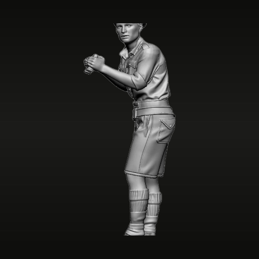 WWII British AFV Commander North Africa with Binoculars 1/35 Resin Figure Kit - unpainted resin model kit
