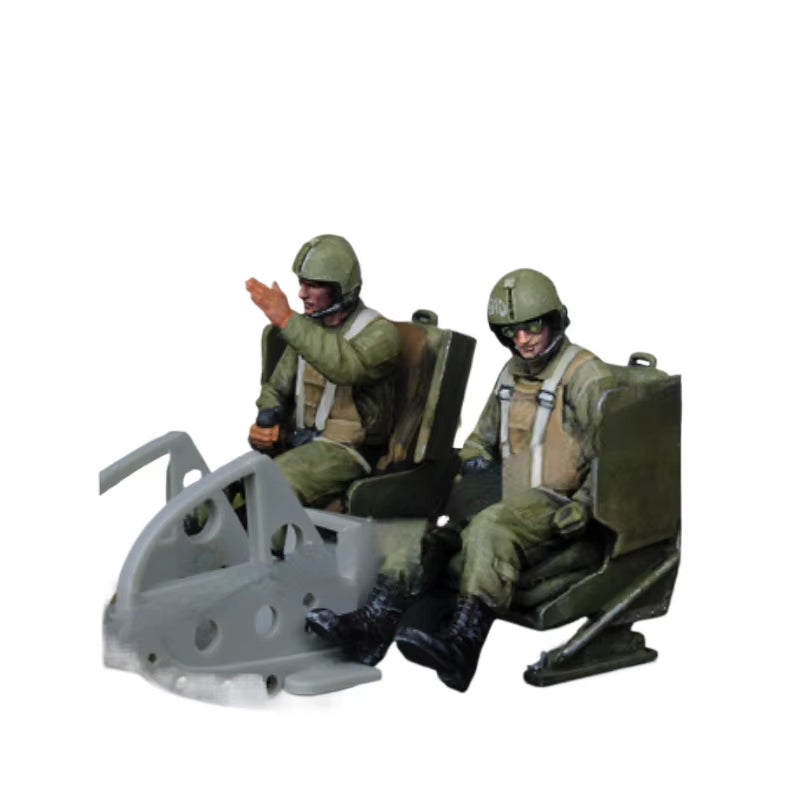 Vietnam War US Helicopter Crew 2-Figure Set 1/35 Resin Kit (Pre-Painted) - resin model view 2