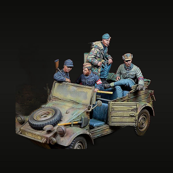 WWII German Soldiers with Kubelwagen Transport 1/35 Diorama Kit
