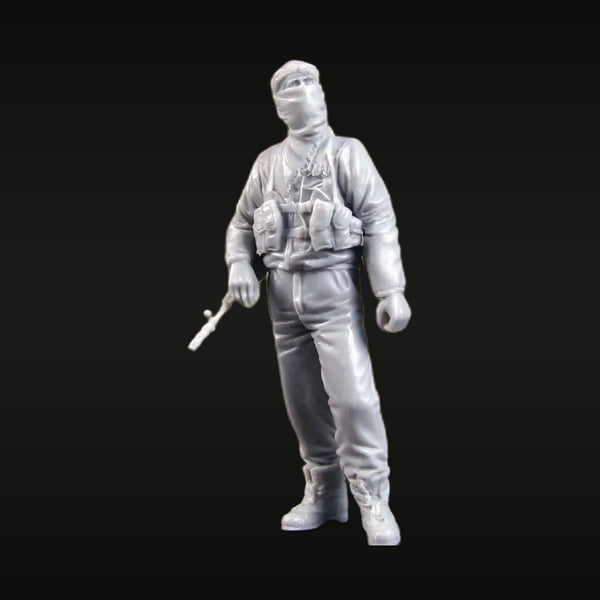 Modern US Tactical Operator with Balaclava and Rifle 1/35 Resin Figure