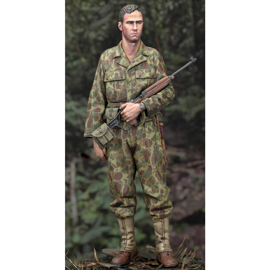 WWII German Fallschirmjäger with Kar98k Splinter Camo 1/16 Resin Figure Kit - resin model view 2