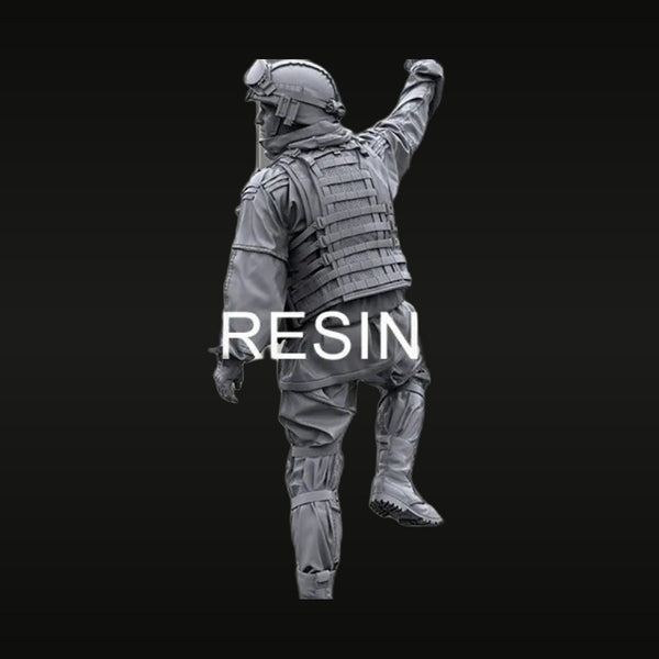 Modern Soldier with MOLLE Armor Signaling Pose 1/35 Resin Figure Kit
