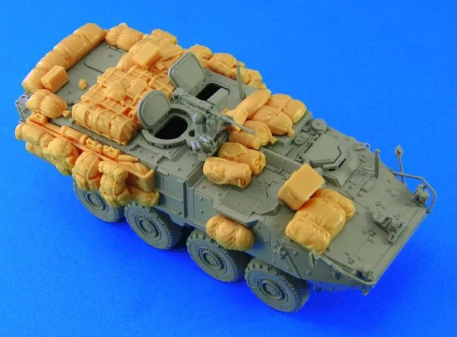 Modern US Army Stryker Stowage Set 1/72 Resin Model Kit - unpainted resin model kit