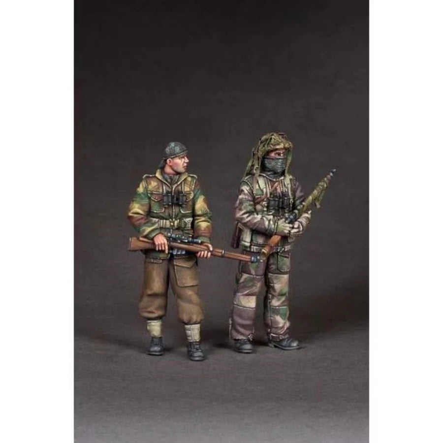 Modern British SAS Operators with SA80 & Grenade Launcher 1/35 Resin Figure Kit - resin model view 3