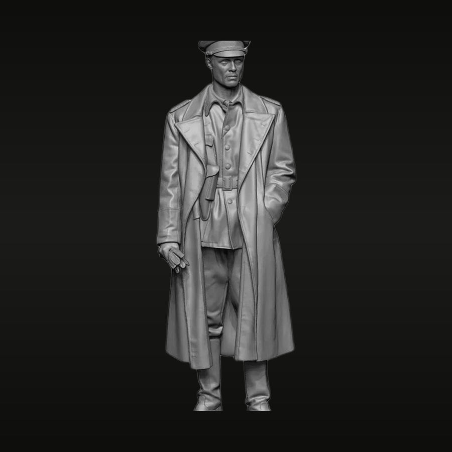 WWII German Officer in Greatcoat and Peaked Cap 1/16 Resin Figure Kit - unpainted resin model kit