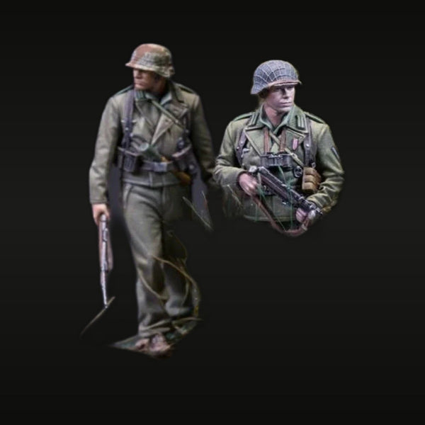 WWII German Wehrmacht Infantry Pair Kar98k MP40 1/35 Resin Figure Set