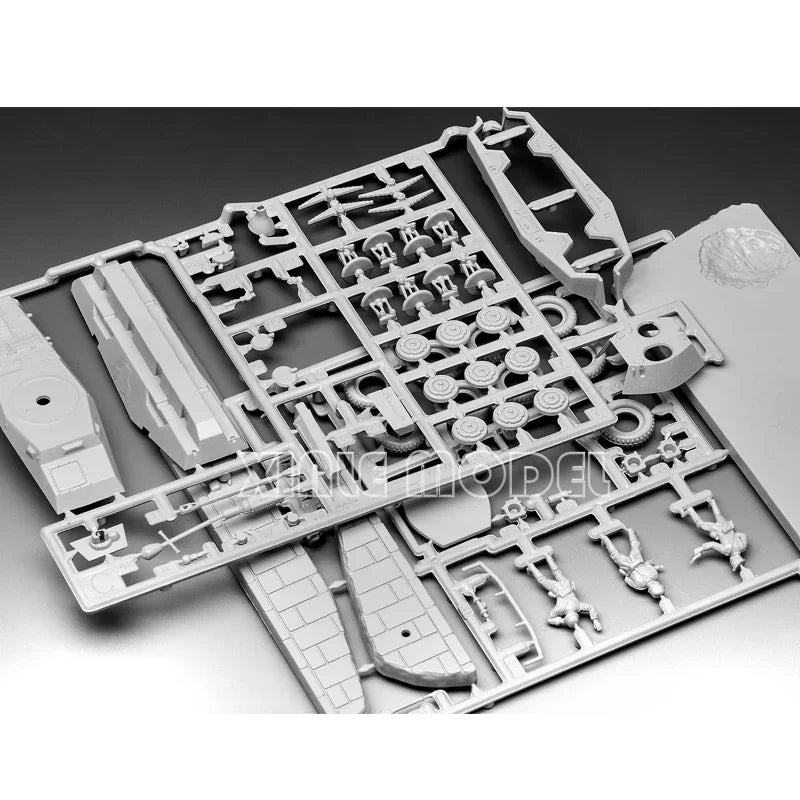 Revell Plastic Assembled Tank Model Kit 03288 Sd. Kfz.234/2 Puma Wheeled Armored Vehicle 1/76