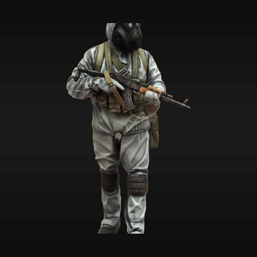 Modern CBRN Soldier with AK-47 Gas Mask 1/35 Resin Figure Kit - unpainted resin model kit