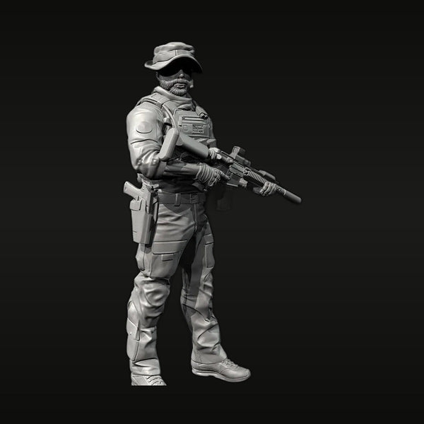 Modern British Special Forces Operator with Assault Rifle 25mm Resin Figure Kit
