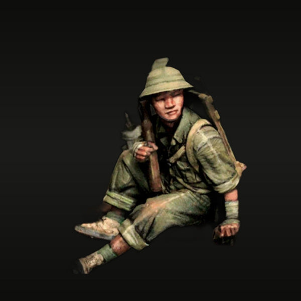 Vietnam War NVA Soldier Seated with Rifle 1/35 Resin Figure Kit