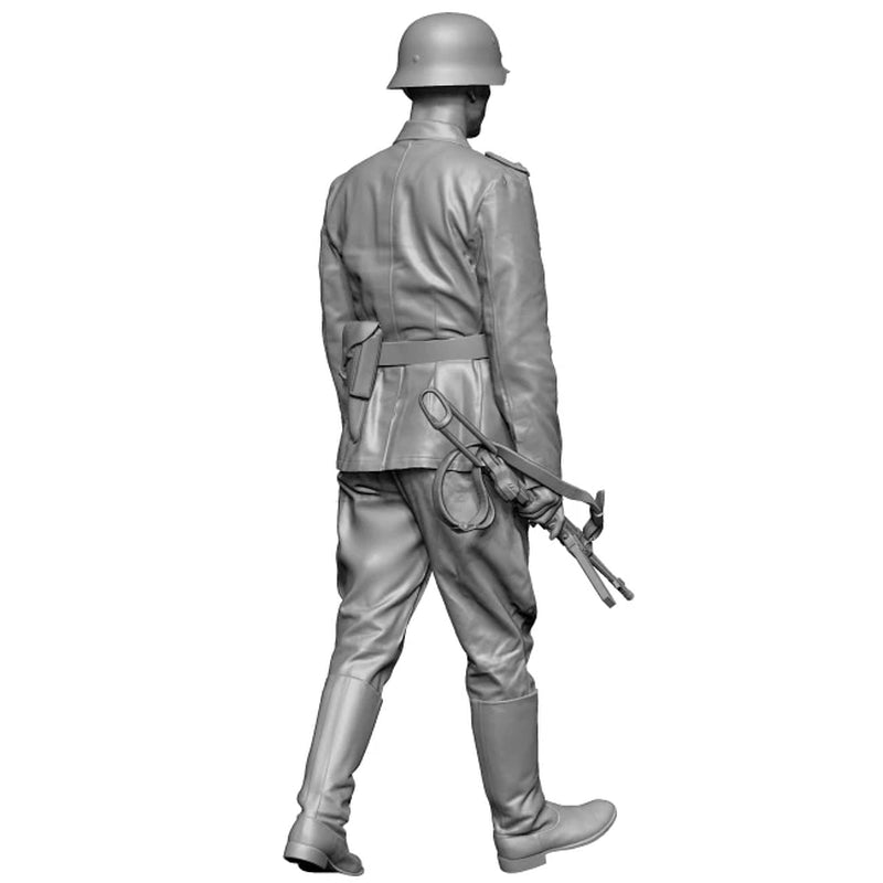 WWII German Soldier with Kar98k Field Uniform 1/35 Resin Figure Kit - resin model view 3