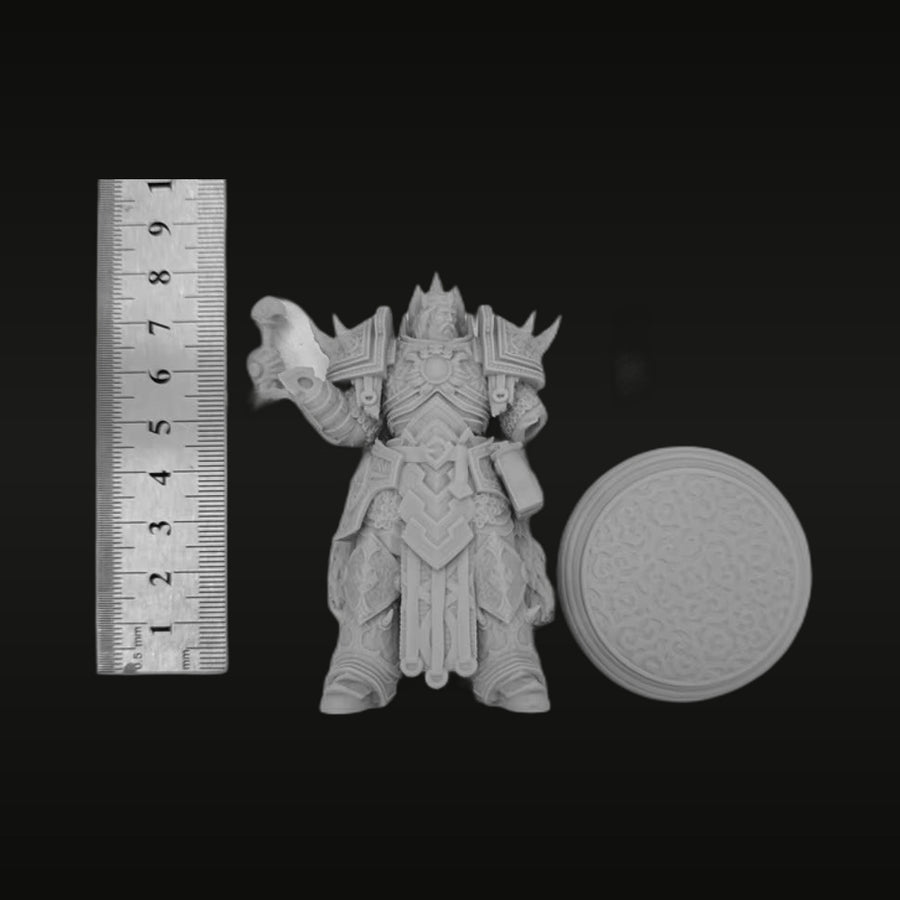 Fantasy Armored King with Battle Axe 1/24 Resin Bust Kit - unpainted resin model kit