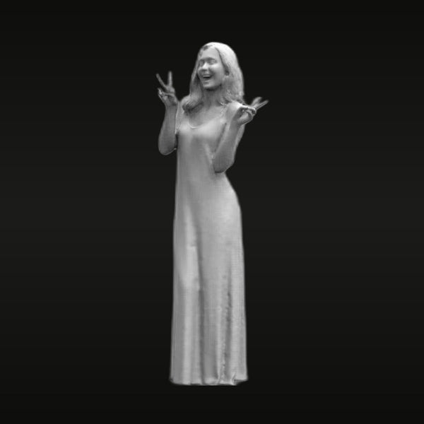 Female Bust in Long Dress with Expressive Pose 75mm Resin Kit