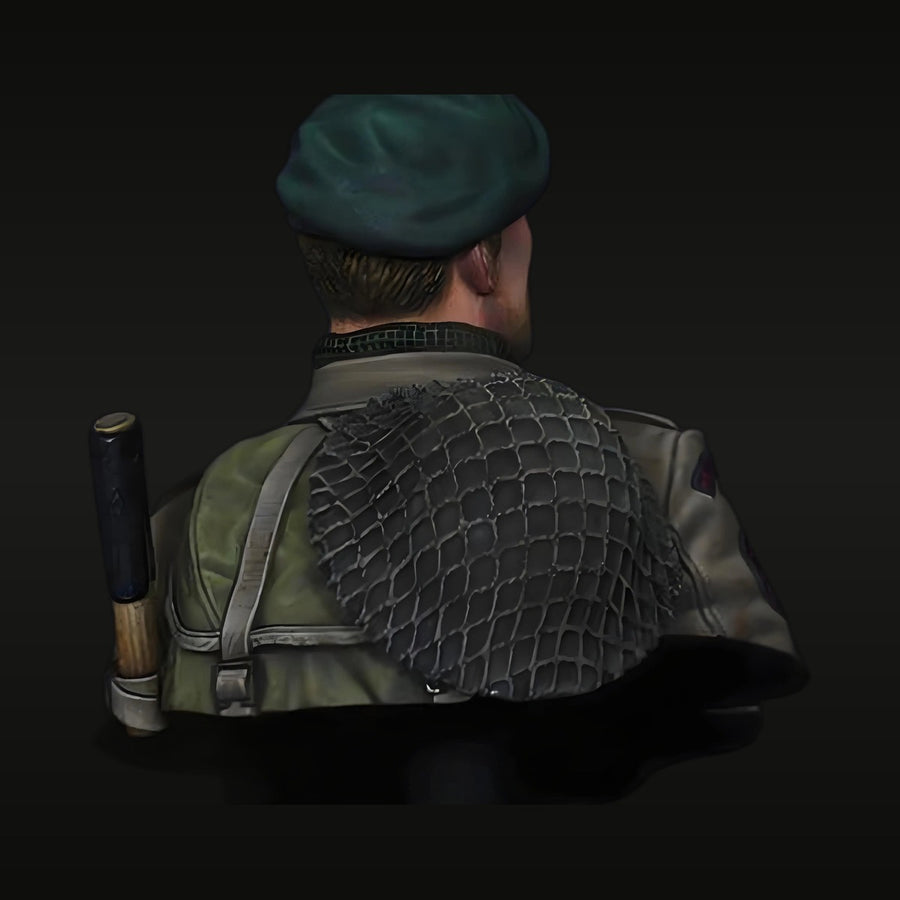 WWII British Commando with Stick Grenade 1/10 Resin Bust - unpainted resin model kit