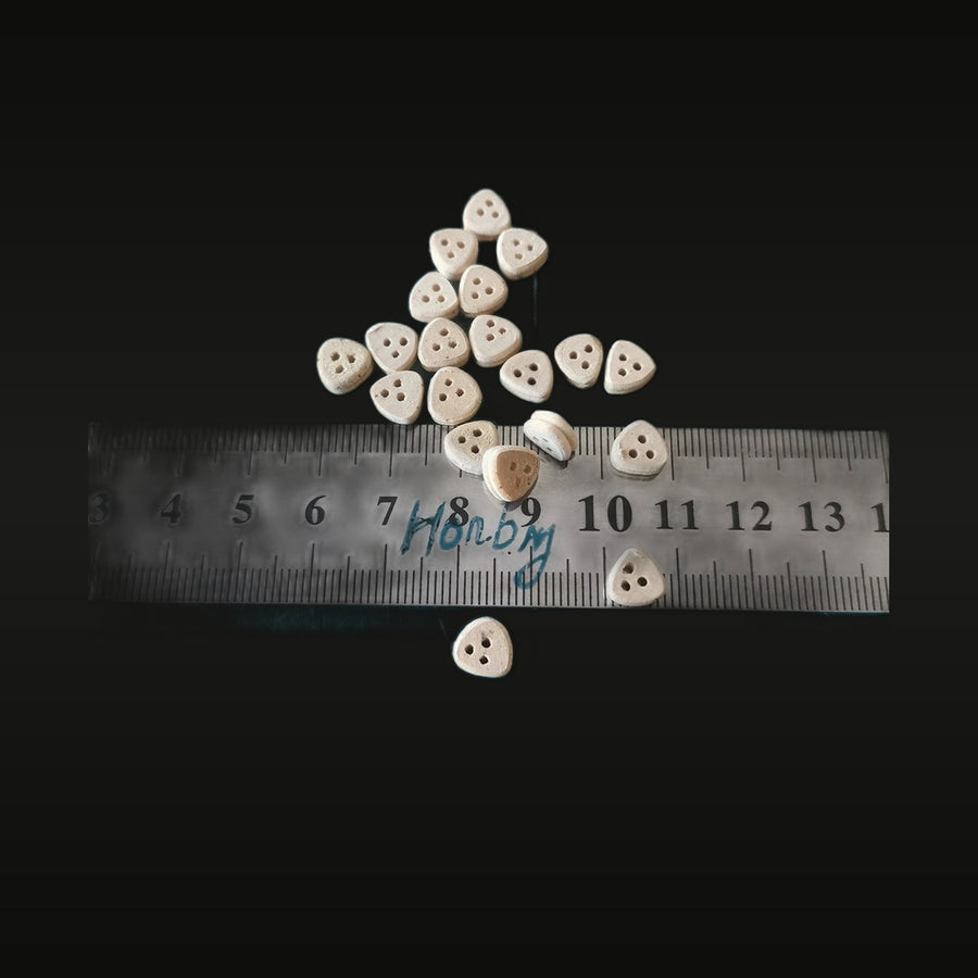 Miniature Heart-Shaped Resin Buttons 4-Hole Craft Accessories Kit - unpainted resin model kit